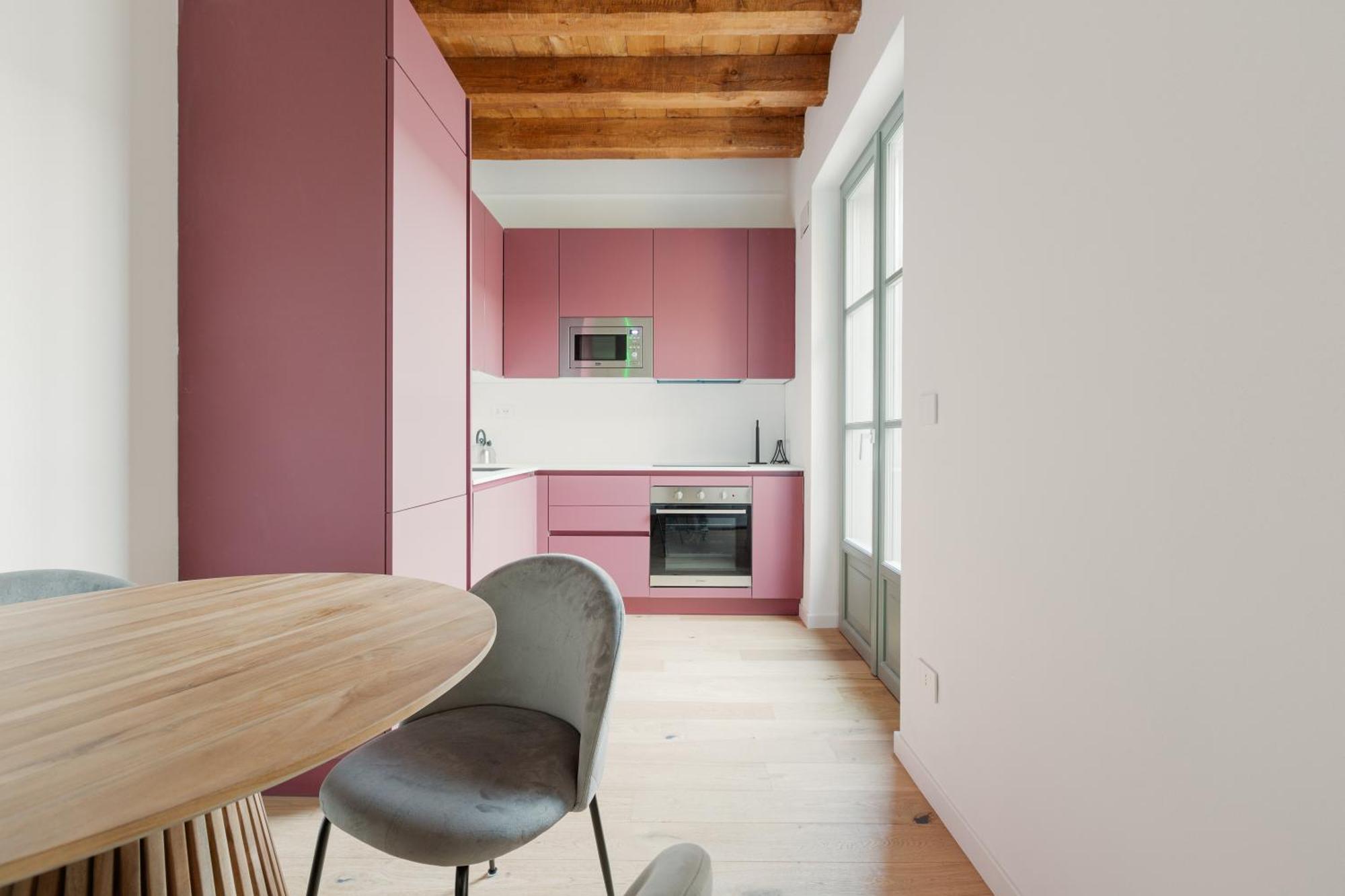 Modern Apartment In Milan With Balcony Bagian luar foto